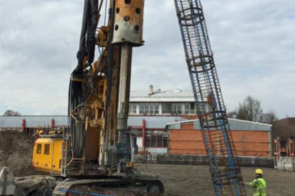 Static pile loading tests compared data from conventional and fiber optic techniques